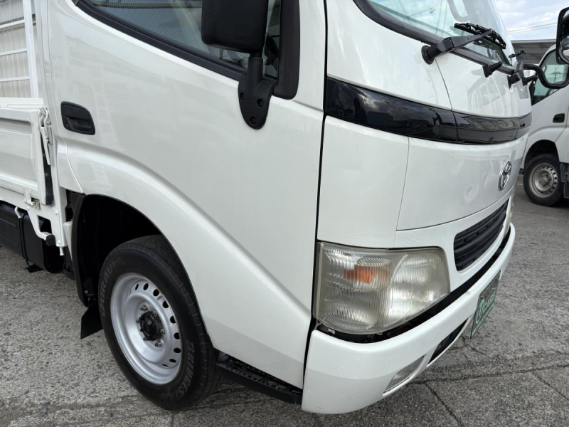 H16トヨエース 平ボディ 1.25t|中古トラックの販売・買取・査定のアイナビ
