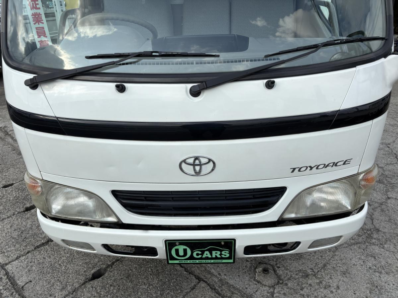 H16トヨエース 平ボディ 1.25t|中古トラックの販売・買取・査定のアイナビ