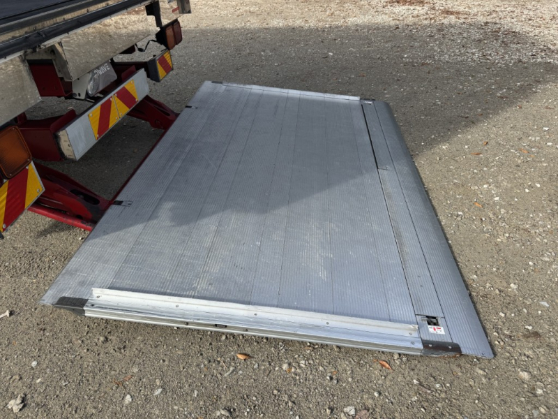 ワイドベッド付パワーゲート菱重ステン多数|中古トラックの販売・買取・査定のアイナビ