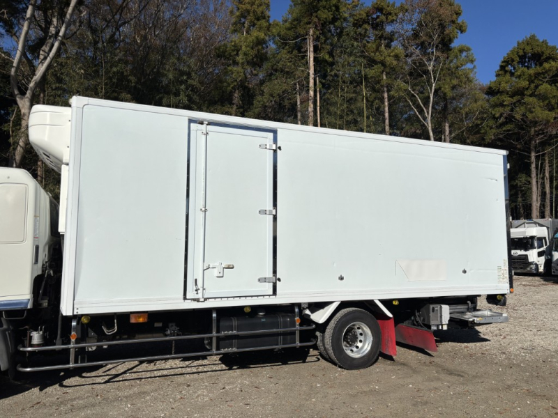 ベッド付東プレ低温パワーゲート付サイドドア|中古トラックの販売・買取・査定のアイナビ