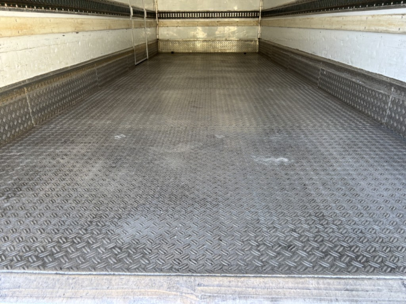 ベッド付東プレ低温パワーゲート付サイドドア|中古トラックの販売・買取・査定のアイナビ