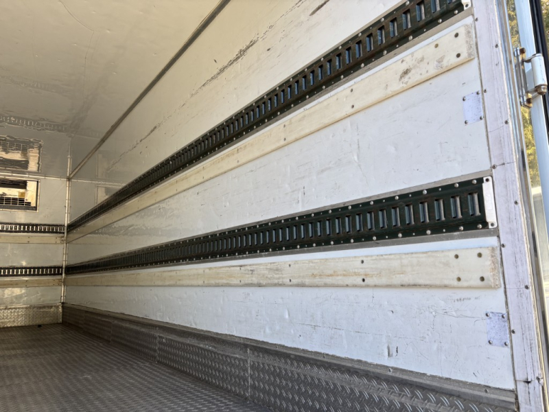 ベッド付東プレ低温パワーゲート付サイドドア|中古トラックの販売・買取・査定のアイナビ