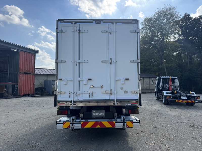 ワイドロング菱重低温スタンバイパワーゲート検付|中古トラックの販売・買取・査定のアイナビ