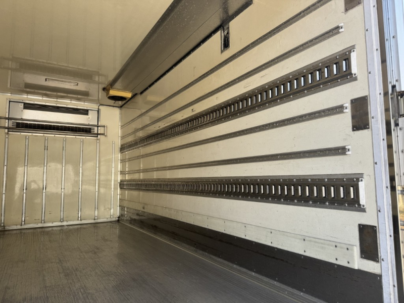 ワイドロング菱重低温スタンバイパワーゲート検付|中古トラックの販売・買取・査定のアイナビ