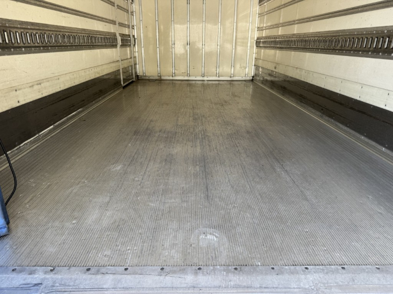 ワイドロング菱重低温スタンバイパワーゲート検付|中古トラックの販売・買取・査定のアイナビ