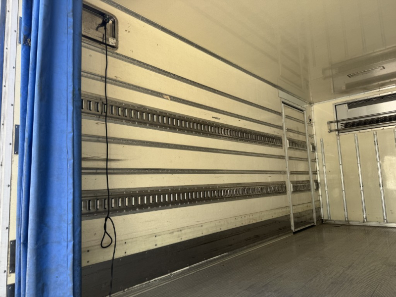 ワイドロング菱重低温スタンバイパワーゲート検付|中古トラックの販売・買取・査定のアイナビ