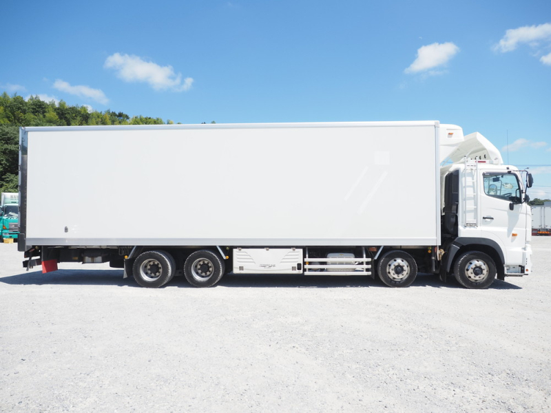 日野 冷凍バン プロフィア|中古トラックの販売・買取・査定のアイナビ