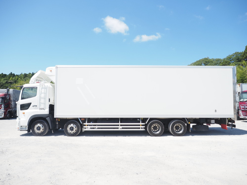 日野 冷凍バン プロフィア|中古トラックの販売・買取・査定のアイナビ