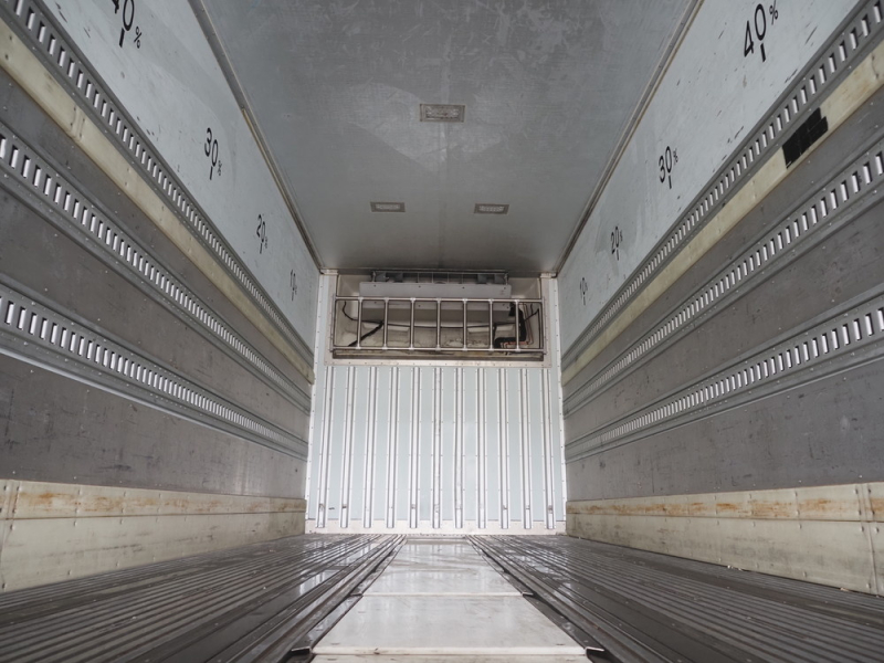 日野 冷凍バン プロフィア|中古トラックの販売・買取・査定のアイナビ