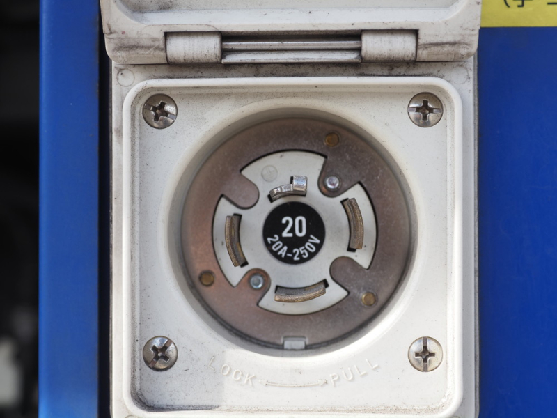 日野 冷凍バン デュトロ|中古トラックの販売・買取・査定のアイナビ