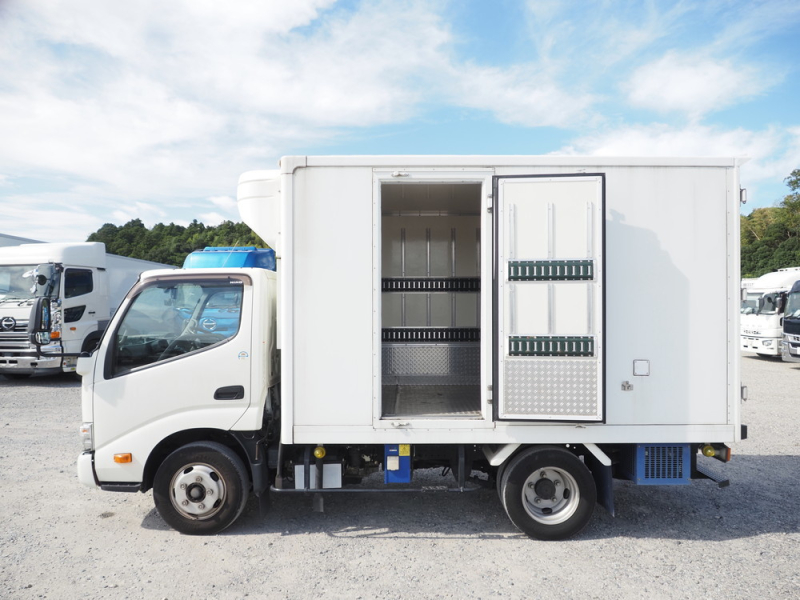 日野 冷凍バン デュトロ|中古トラックの販売・買取・査定のアイナビ