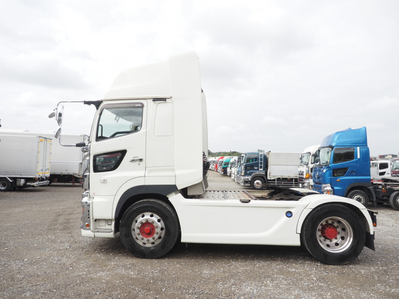 日野 トラクタ プロフィア|中古トラックの販売・買取・査定のアイナビ