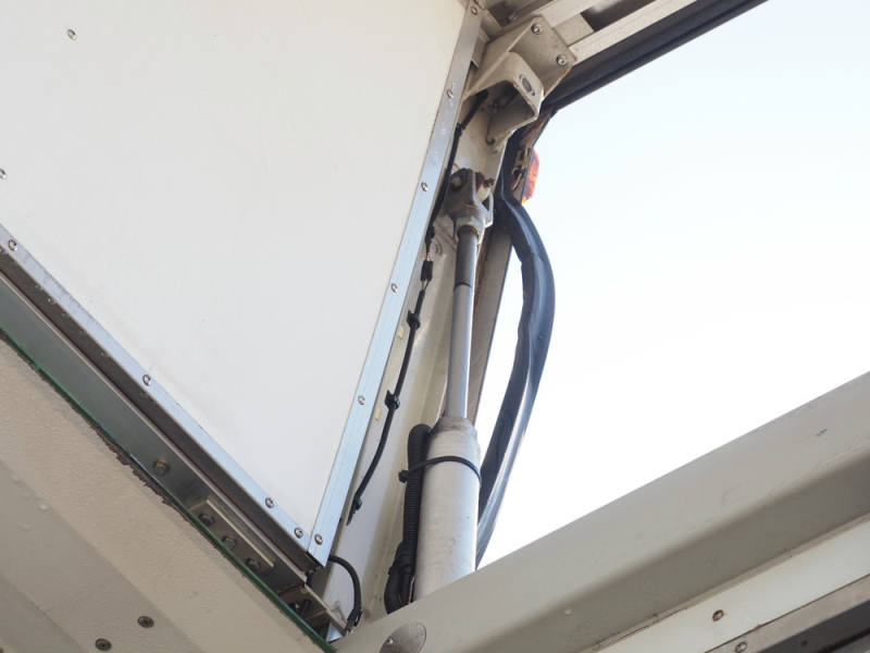 いすゞ 冷凍ウイング ギガ|中古トラックの販売・買取・査定のアイナビ