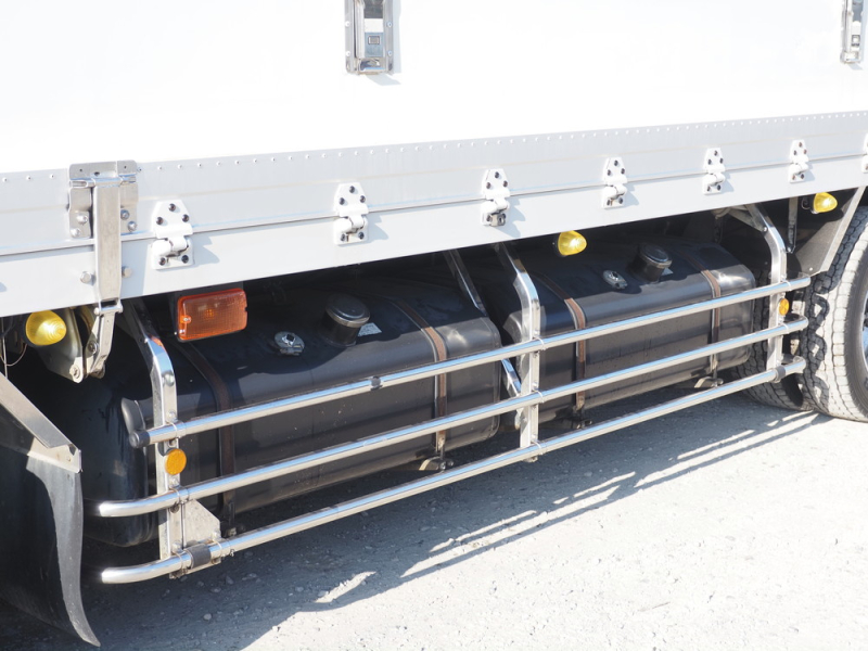 いすゞ 冷凍ウイング ギガ|中古トラックの販売・買取・査定のアイナビ