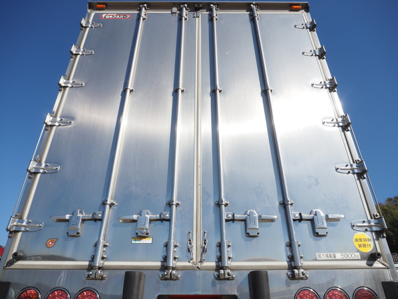 いすゞ バン車 フォワード|中古トラックの販売・買取・査定のアイナビ