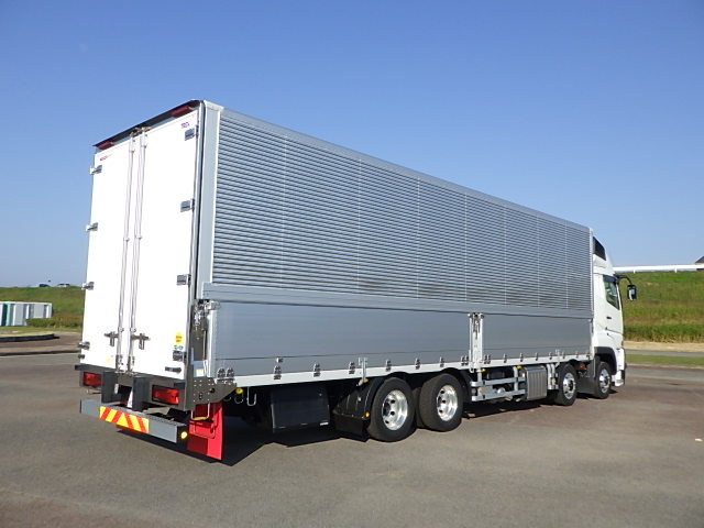 三菱 令和7年式 4軸低床ウィング 登録未使用車|中古トラックの販売・買取・査定のアイナビ