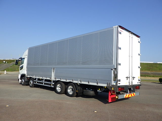 三菱 令和7年式 4軸低床ウィング 登録未使用車|中古トラックの販売・買取・査定のアイナビ