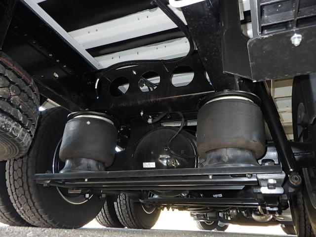 三菱 令和7年式 4軸低床ウィング 登録未使用車|中古トラックの販売・買取・査定のアイナビ