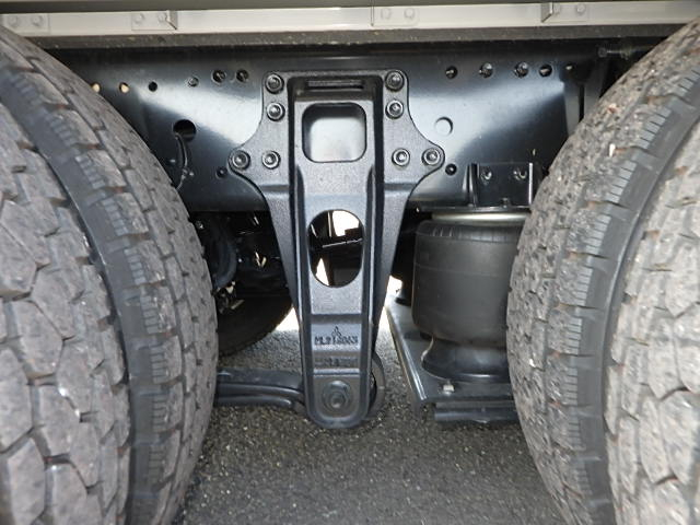 三菱 令和7年式 4軸低床ウィング 登録未使用車|中古トラックの販売・買取・査定のアイナビ