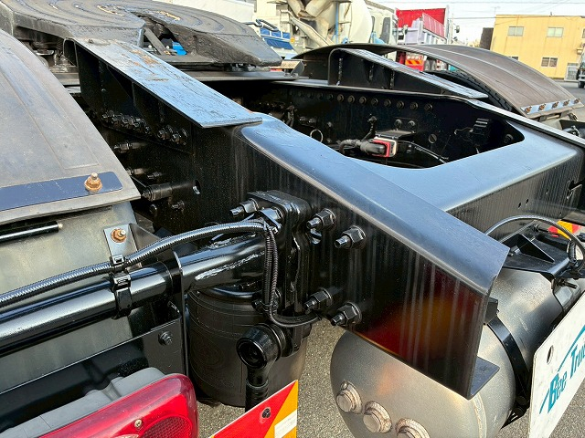 ハイルーフ後輪エアサスエスコットESCOTⅥAT10t45t牽引|中古トラックの販売・買取・査定のアイナビ