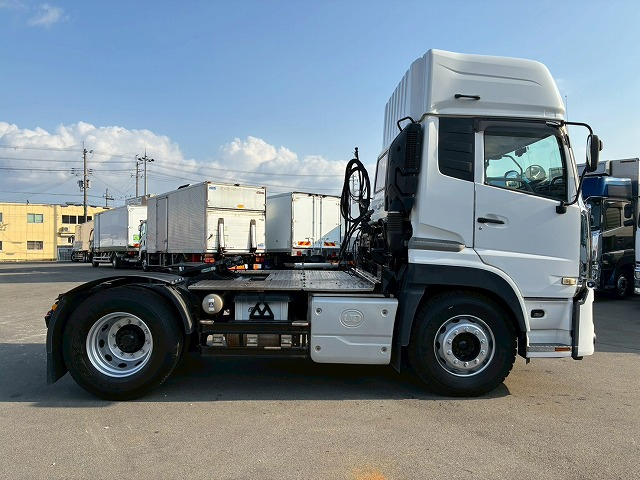 ハイルーフ後輪エアサスエスコットESCOTⅥAT10t45t牽引|中古トラックの販売・買取・査定のアイナビ