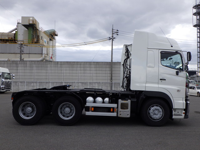 日野QDG-SS1EKDAダブルヘッド第五輪荷重17.7t2デフ|中古トラックの販売・買取・査定のアイナビ