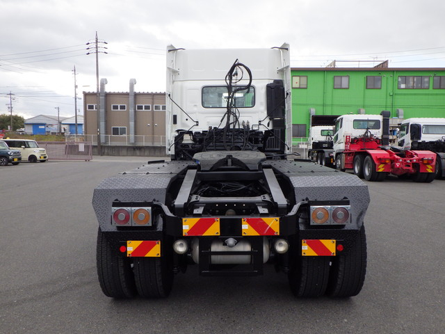 日野QDG-SS1EKDAダブルヘッド第五輪荷重17.7t2デフ|中古トラックの販売・買取・査定のアイナビ