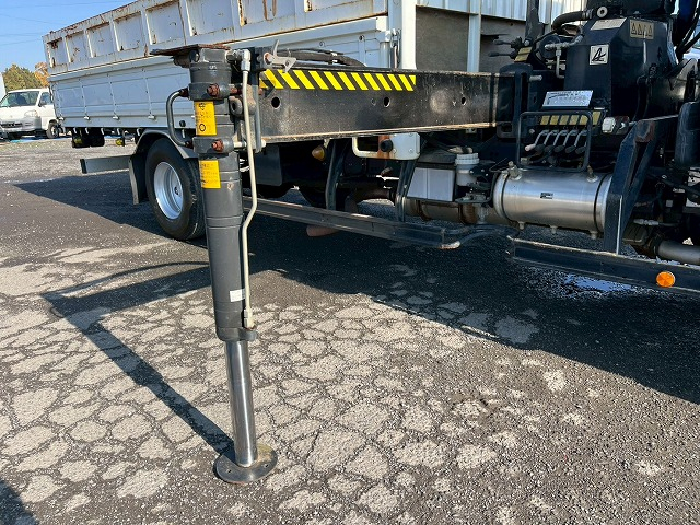 ワンオーナー★HIAB製★トップシート★グラップル付★距離浅!|中古トラックの販売・買取・査定のアイナビ