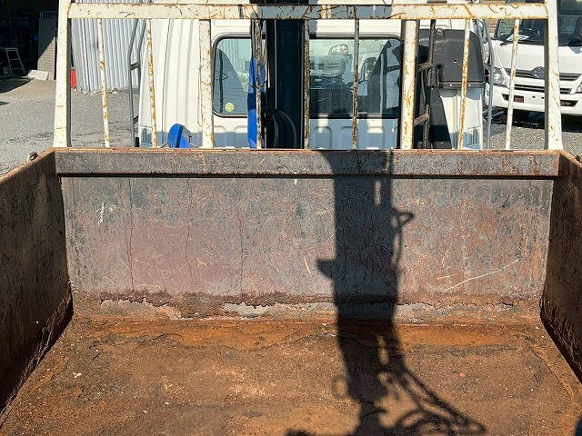 ワンオーナー★HIAB製★トップシート★グラップル付★距離浅!|中古トラックの販売・買取・査定のアイナビ