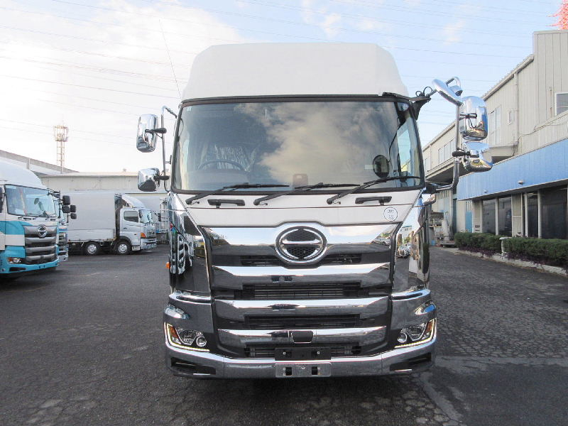 ★9660*2400*2670★ハイルーフ★7MT★未使用車★|中古トラックの販売・買取・査定のアイナビ