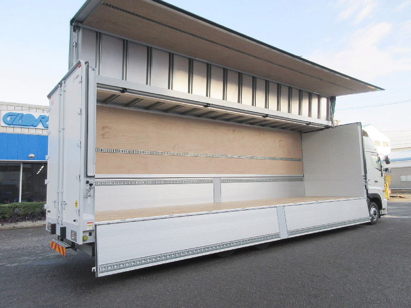 ★9660*2400*2670★ハイルーフ★7MT★未使用車★|中古トラックの販売・買取・査定のアイナビ