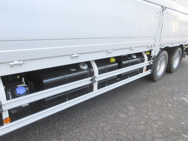 ★9660*2400*2670★ハイルーフ★7MT★未使用車★|中古トラックの販売・買取・査定のアイナビ