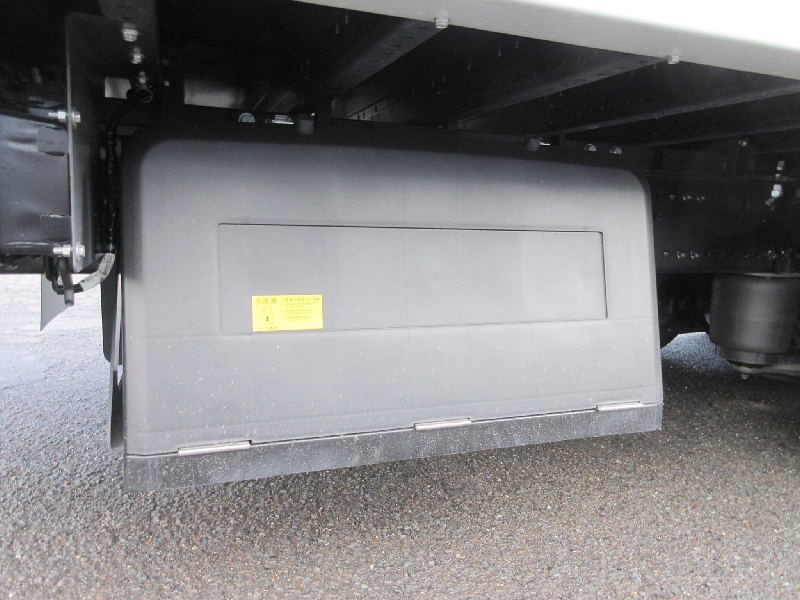 ★9660*2400*2670★ハイルーフ★7MT★未使用車★|中古トラックの販売・買取・査定のアイナビ