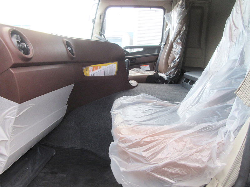 ★9660*2400*2670★ハイルーフ★7MT★未使用車★|中古トラックの販売・買取・査定のアイナビ