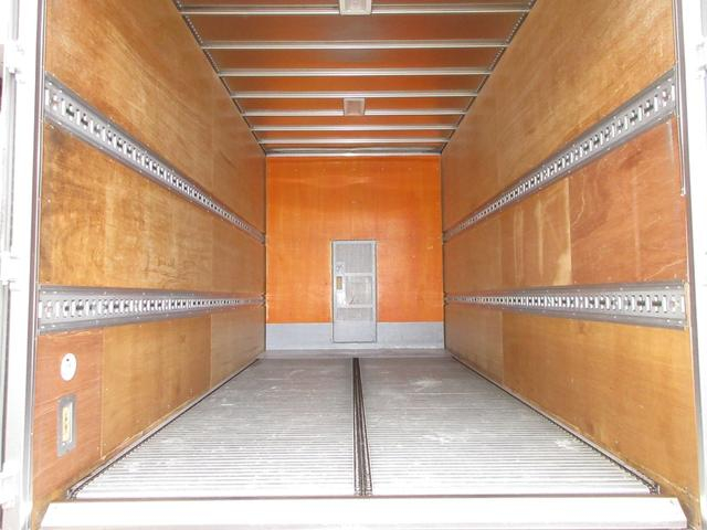 日野 バン車 デュトロ|中古トラックの販売・買取・査定のアイナビ