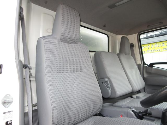 日野 バン車 デュトロ|中古トラックの販売・買取・査定のアイナビ