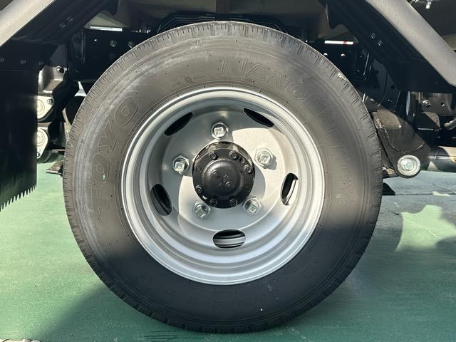 三菱ふそう 平ボディ キャンター|中古トラックの販売・買取・査定のアイナビ