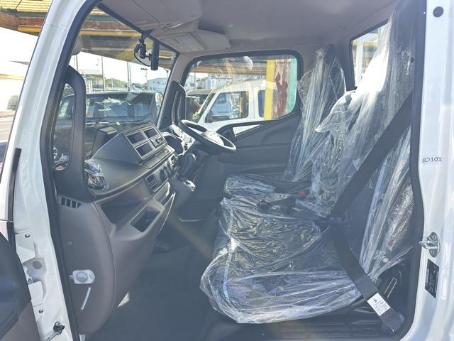 三菱ふそう 平ボディ キャンター|中古トラックの販売・買取・査定のアイナビ