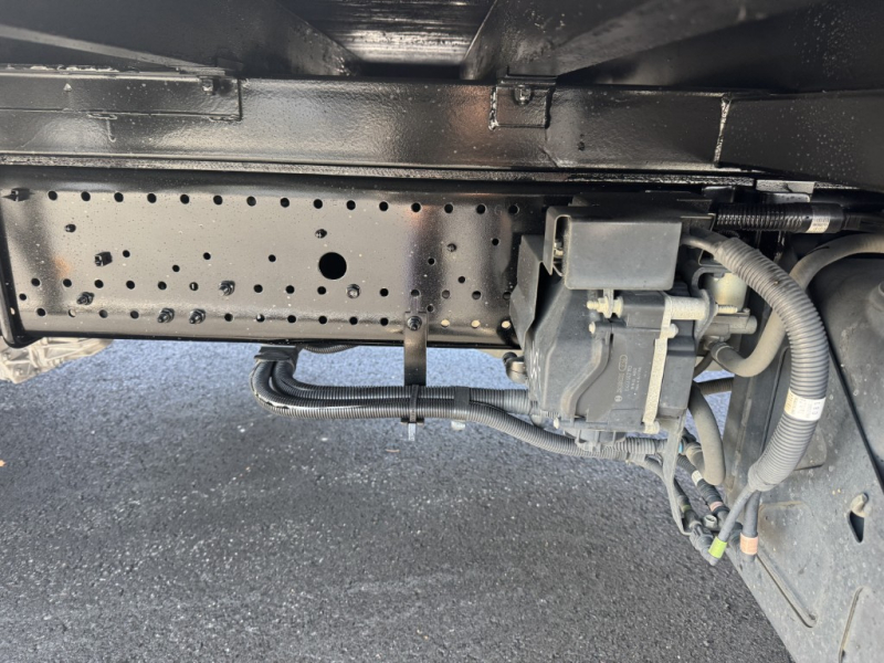 平ボディーベッド付造りボデー6.2m車検付|中古トラックの販売・買取・査定のアイナビ