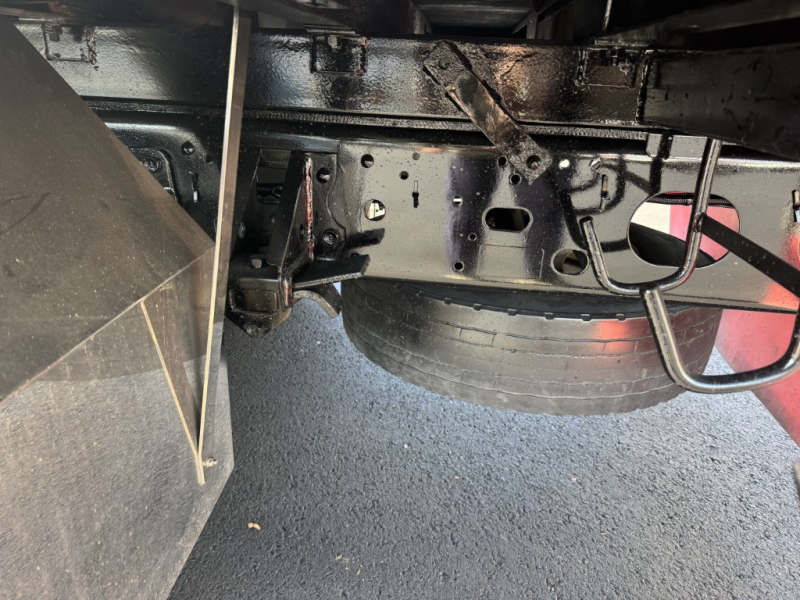 平ボディーベッド付造りボデー6.2m車検付|中古トラックの販売・買取・査定のアイナビ