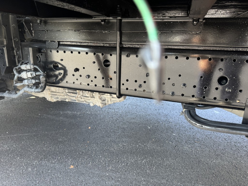 平ボディーベッド付造りボデー6.2m車検付|中古トラックの販売・買取・査定のアイナビ