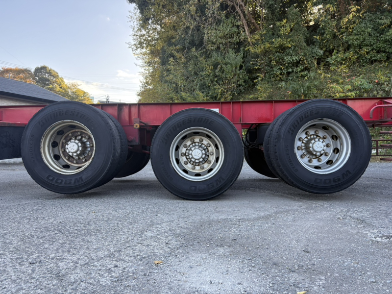 H28年式リフトアップエアサス40ft海コントレーラ|中古トラックの販売・買取・査定のアイナビ