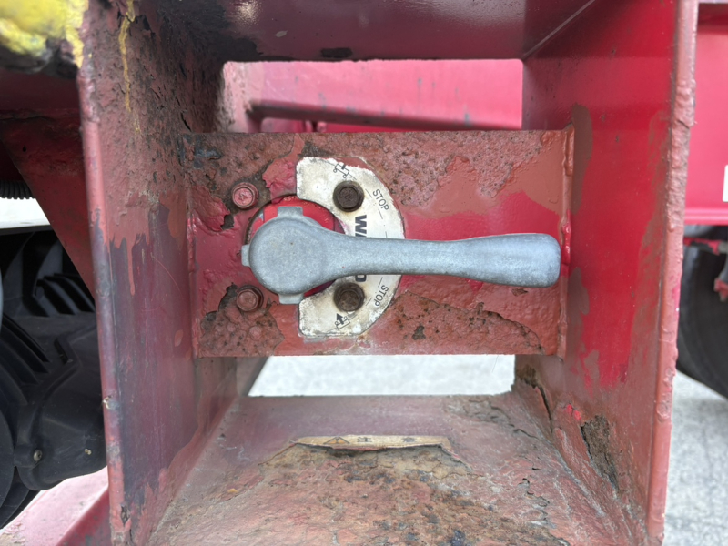 H28年式リフトアップエアサス40ft海コントレーラ|中古トラックの販売・買取・査定のアイナビ