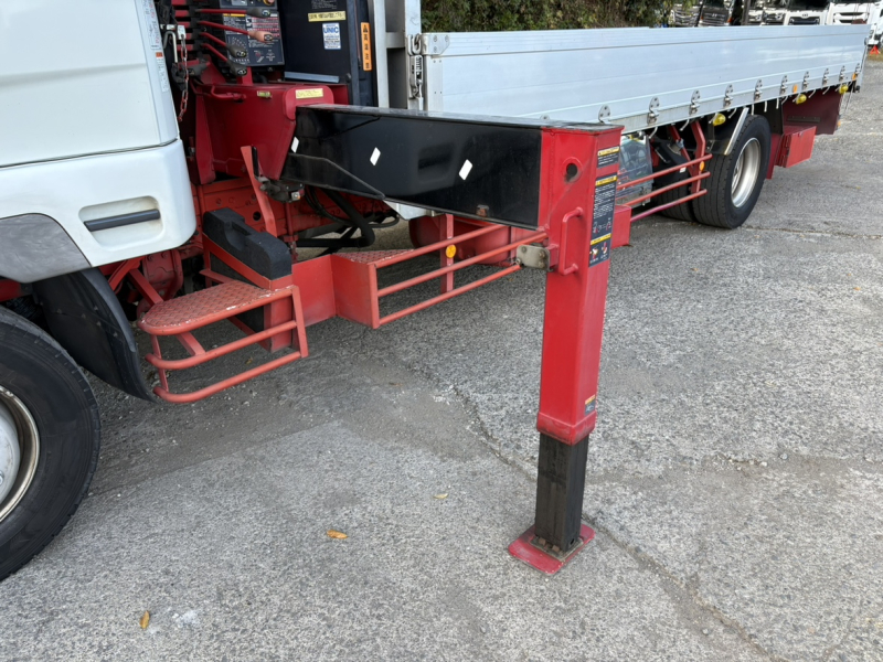 H30年式、ファイター、5段クレーン付きアルミヒラ、車検付|中古トラックの販売・買取・査定のアイナビ