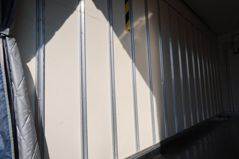 ワイド幅 冷蔵冷凍車 東プレ-5℃  AT車|中古トラックの販売・買取・査定のアイナビ