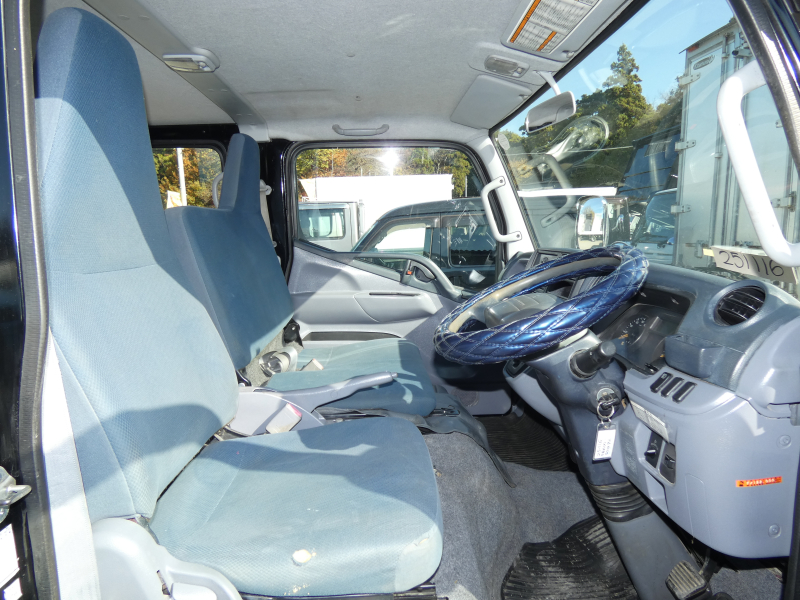 H24　キャンター 　1.5トン　 Wキャブ 　オートマ　251116|中古トラックの販売・買取・査定のアイナビ