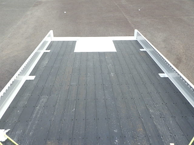 日野 令和7年式 セルフクレーン 増トン 登録未使用|中古トラックの販売・買取・査定のアイナビ