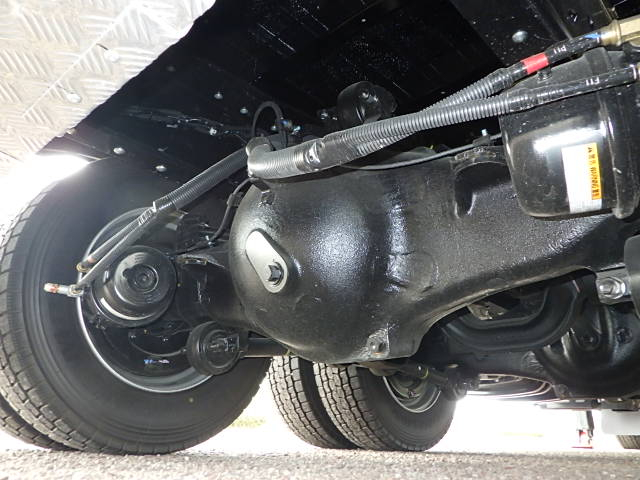 日野 令和7年式 セルフクレーン 増トン 登録未使用|中古トラックの販売・買取・査定のアイナビ