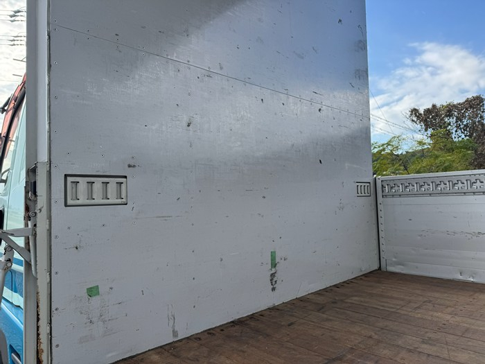 平成27年式☆ファイター中型増トン 6200標準PG付|中古トラックの販売・買取・査定のアイナビ