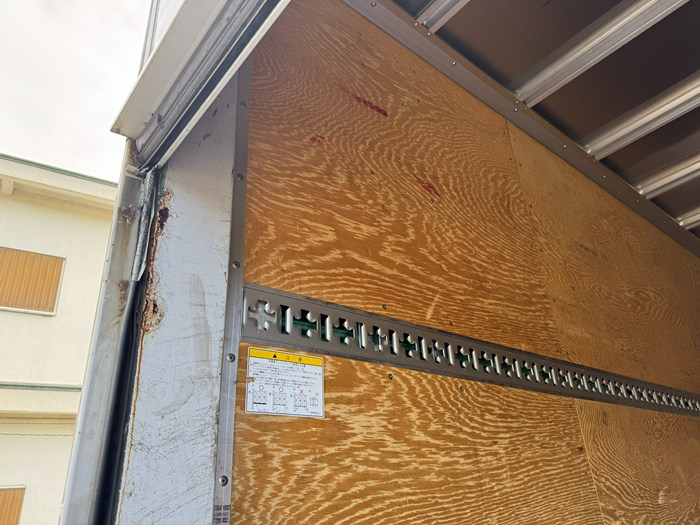 平成27年式☆ファイター中型増トン 6200標準PG付|中古トラックの販売・買取・査定のアイナビ